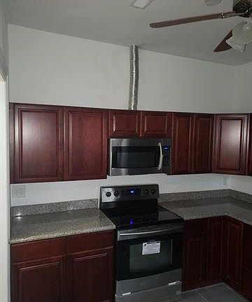 3rd image of 5419 Vermillion Blvd