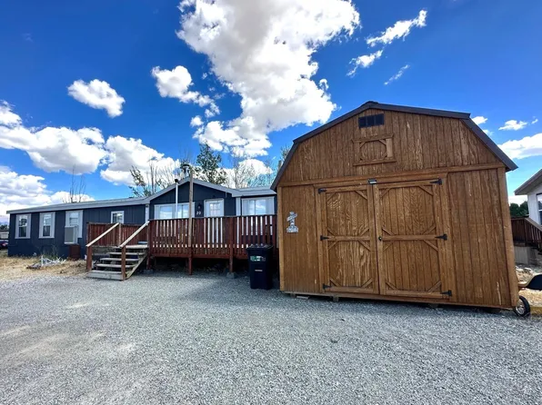 20 Mahogany Blvd, Round Mountain, NV 89045