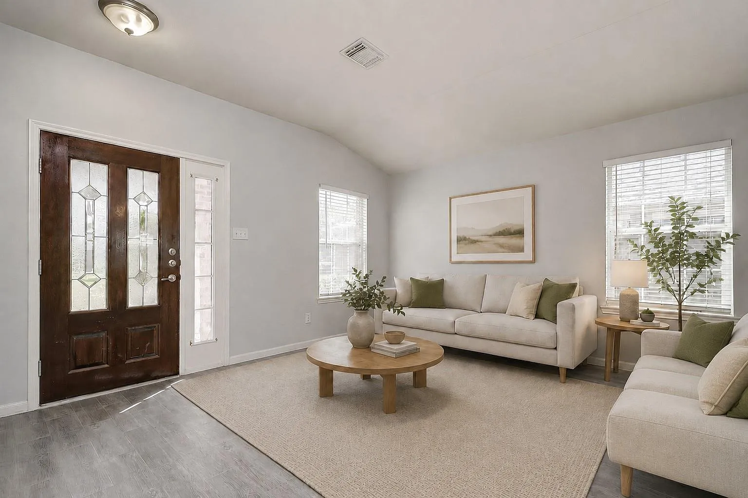 3 bed, 4.0 bath, 1892 sqft, $2,400 — Photo 3