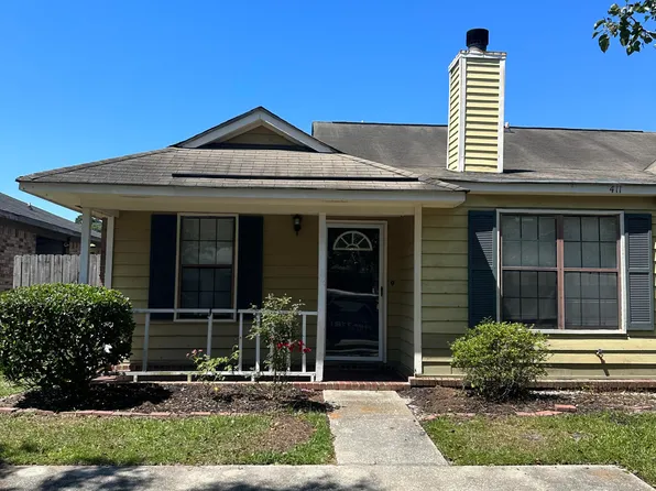 411 Erskine St #A, Ladson, SC 29456