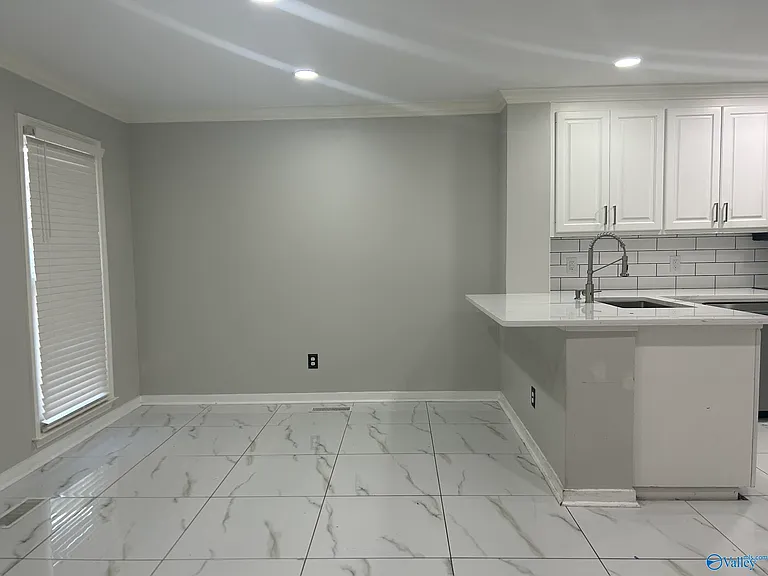 2012 Fairway Hills Dr #2012 — Photo 13