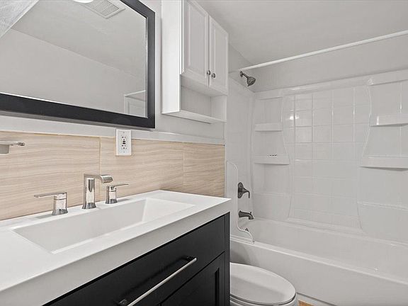 Bathroom with tub