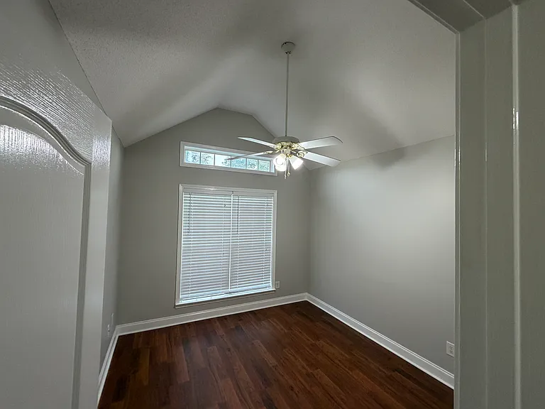 110 Gailey Ct — Photo 5