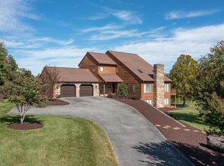 884 Orchard Lake Dr, Daleville, VA 24083