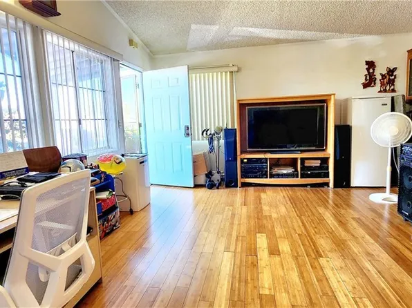 24200 Walnut St Space 61, Torrance, CA 90501