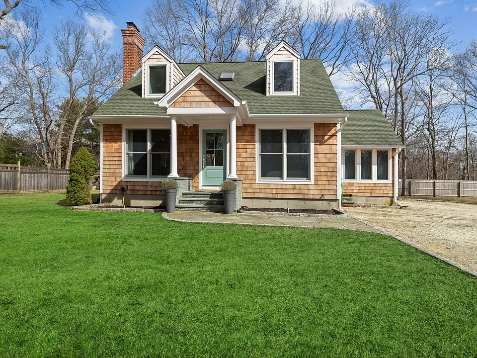6 Lincoln Ave