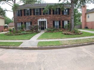 16919 Poplar Hill St, Houston, TX 77095