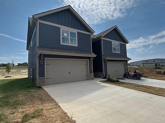 Spacious 2 car garage