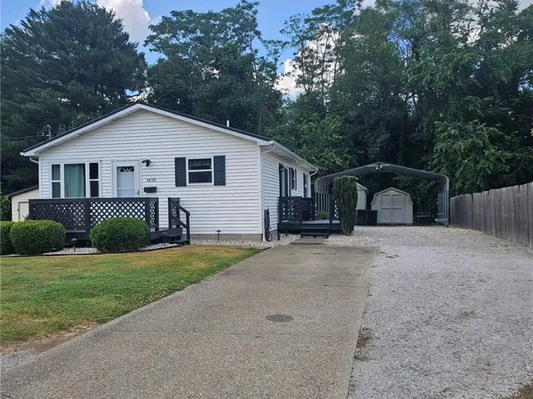 1418 King St, Belpre, OH 45714