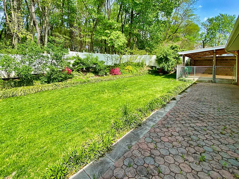 6312 Old Dominion Dr — Photo 16
