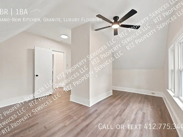 801 Vine St #2 — Photo 14