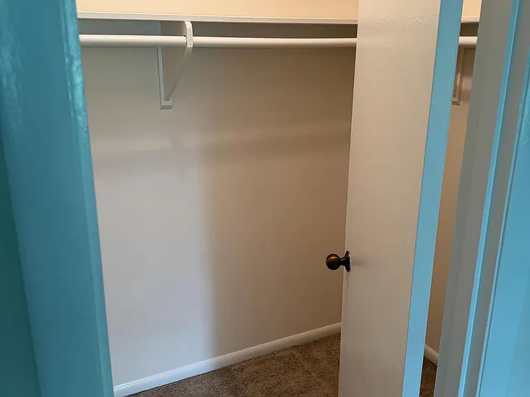 1942 Kennedy Dr #201 — Photo 20