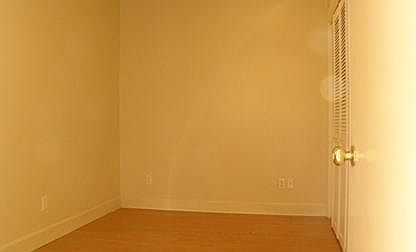 4th image of 91 Broadmoor Blvd