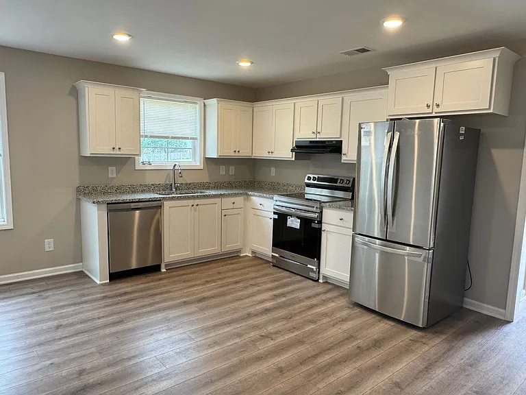 215 Mountaindale Dr #208 — Photo 6