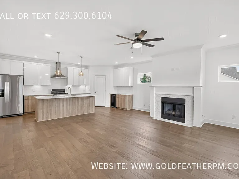 253A Riverside Dr — Photo 11