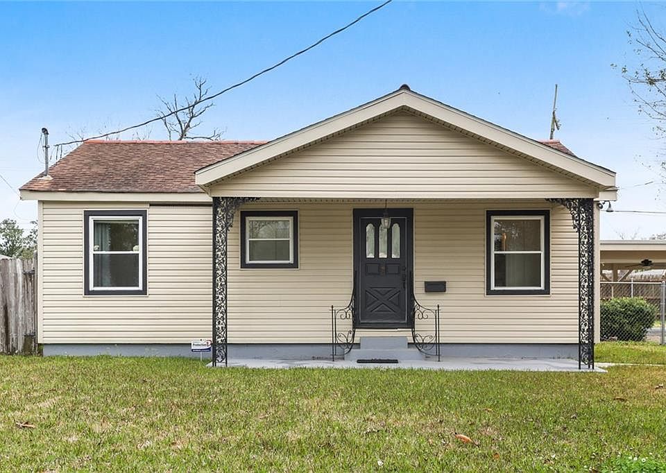 1st image of 26 Sullivan Pl