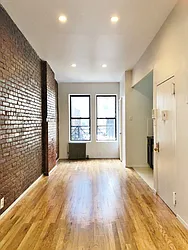 Rented by Best Apartments North Inc