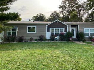 225 Creek View Ct, Vine Grove, KY 40175