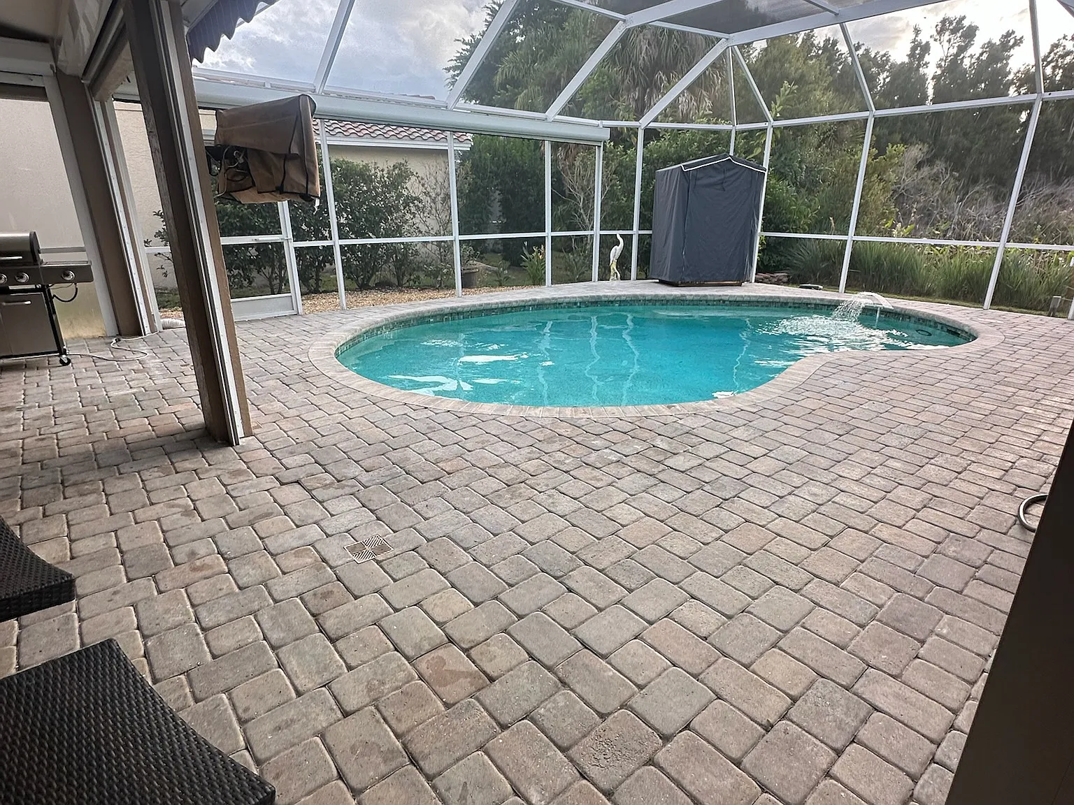 8960 Huntington Pointe Dr — Photo 1