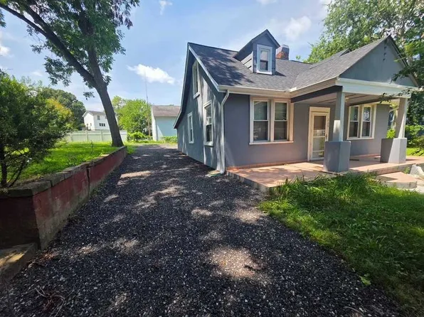 110 S 9th Ave, Hopewell, VA 23860