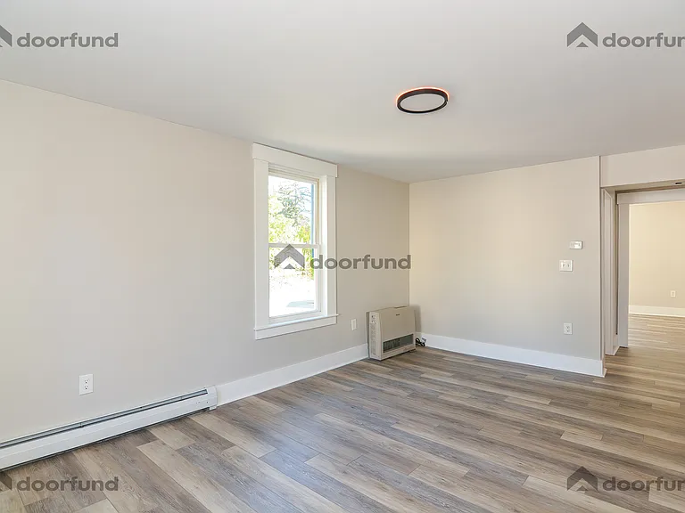 377 Union Ave #9 — Photo 15