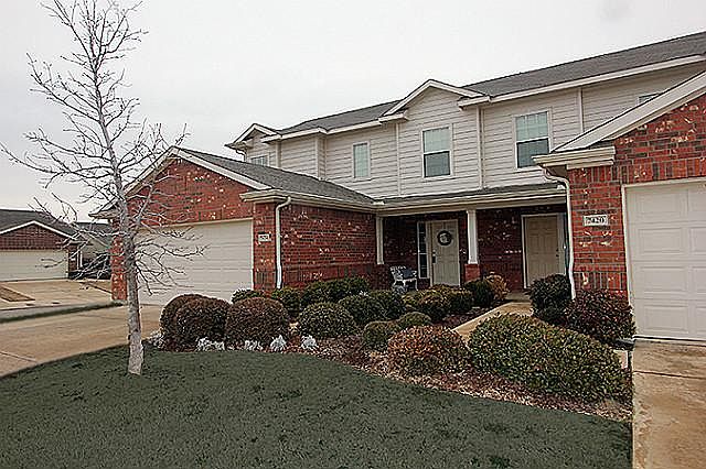 1st image of 7424 Cowhand Ct