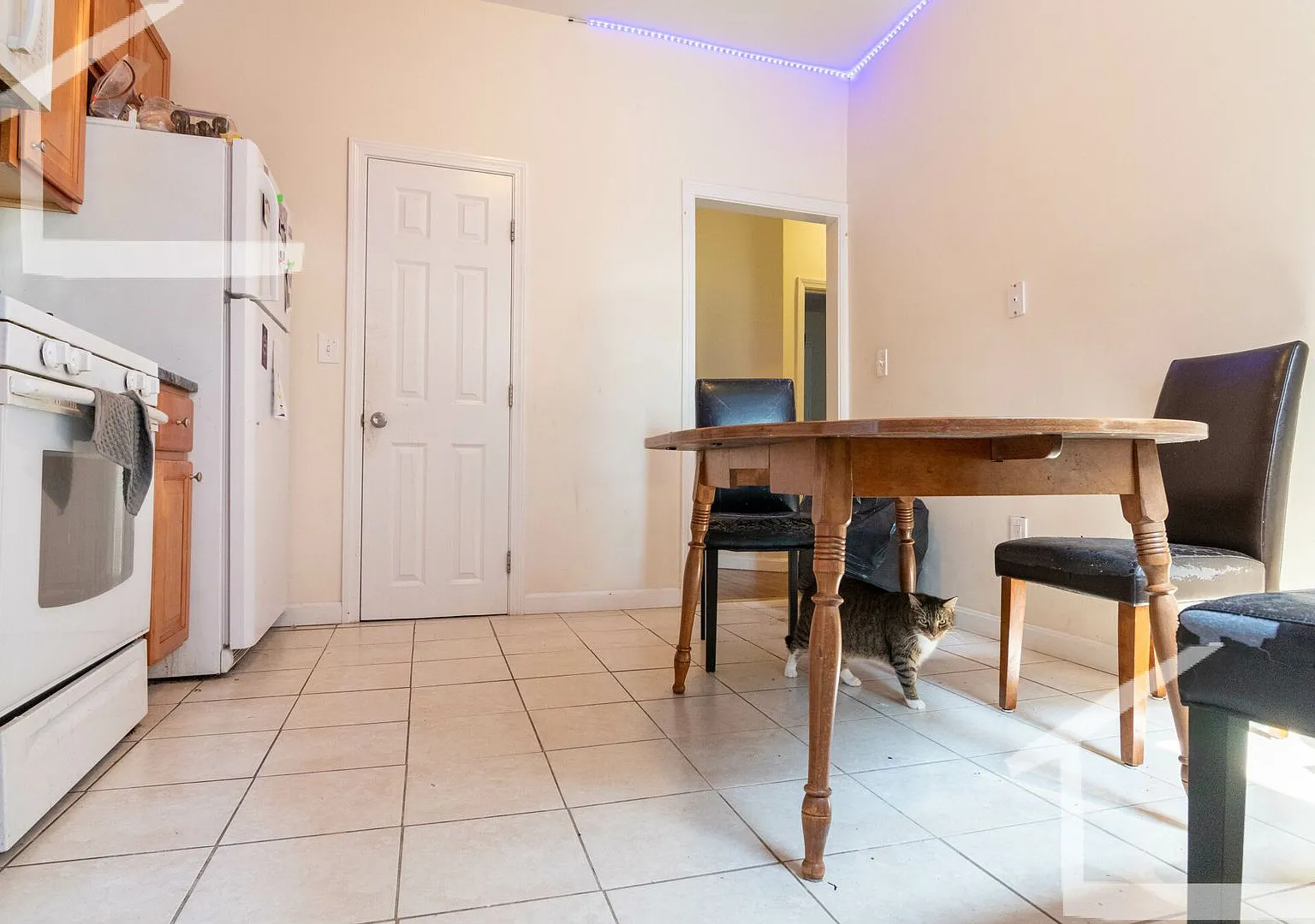 Check out this 3 bed in Brighton... — Photo 4