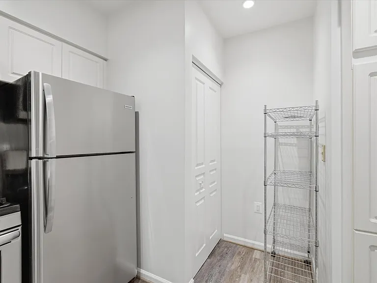12915 Alton Sq #113 — Photo 18