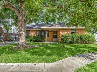 4136 Bissonnet St, Houston, TX 77005
