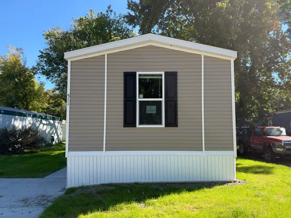 511 Lanier #36, South Lyon, MI 48178