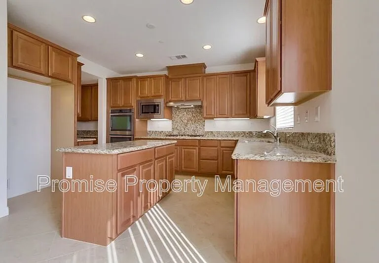 5514 Lipizzaner Cir — Photo 12