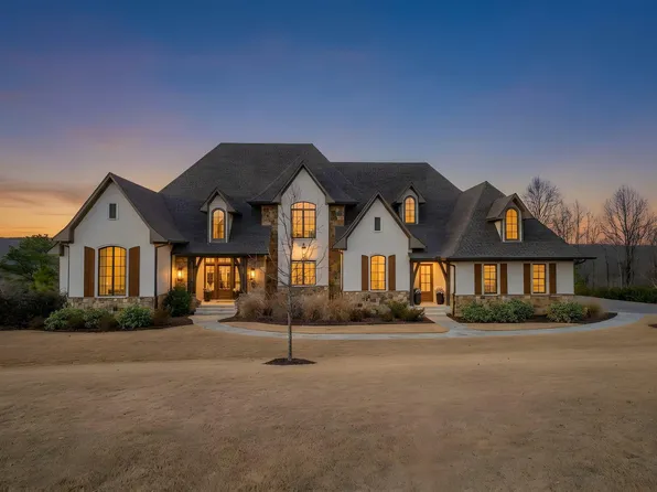 2080 Lindsay Ln, Chelsea, AL 35043