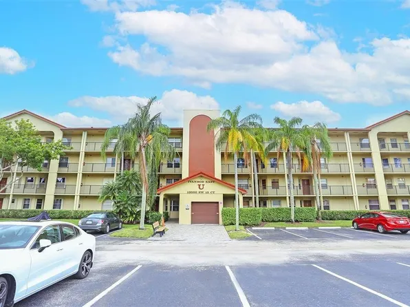 13000 SW 15th Court #111, Pembroke Pines, FL 33027