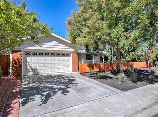 711 Windmill Ct, Concord, CA 94518