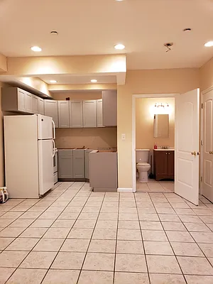 Rented by The Brokerage Group LLC | media 22