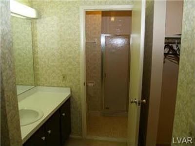 1st image of 318 Carver Dr