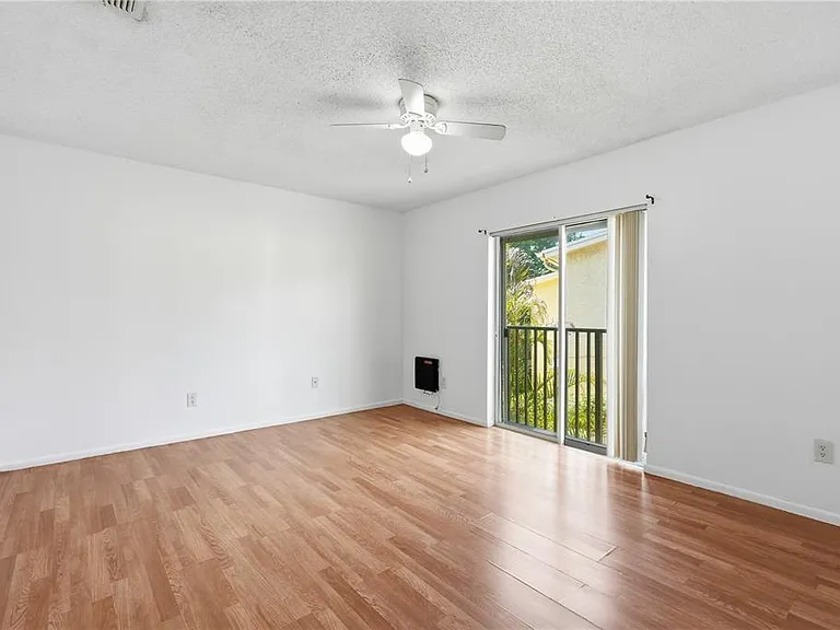7551 Abonado Rd — Photo 15