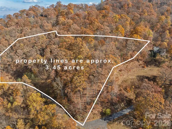 44 Weatherwatch Ln, Waynesville, NC 28786