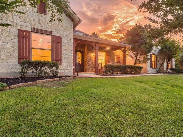 26123 E Crown Crossing Dr, Montgomery, TX 77316