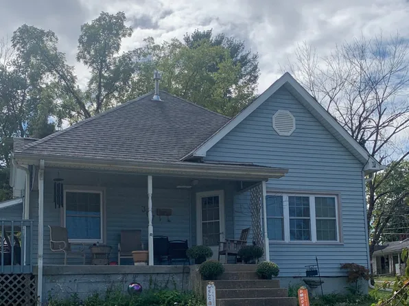 307 S Madison Ave, North Vernon, IN 47265