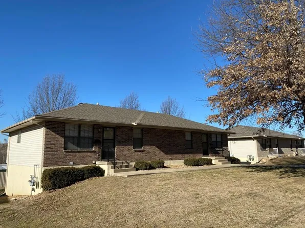 200 S Sterling Ave, Independence, MO 64054