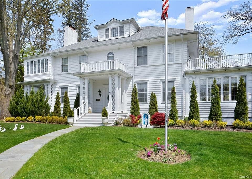 1st image of 30 Dupont Ave