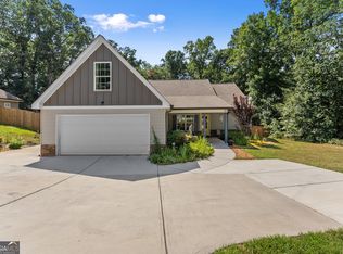 105 W East King Rd, Commerce, GA 30529