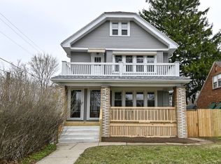 3056 N 61st St, Milwaukee, WI 53210