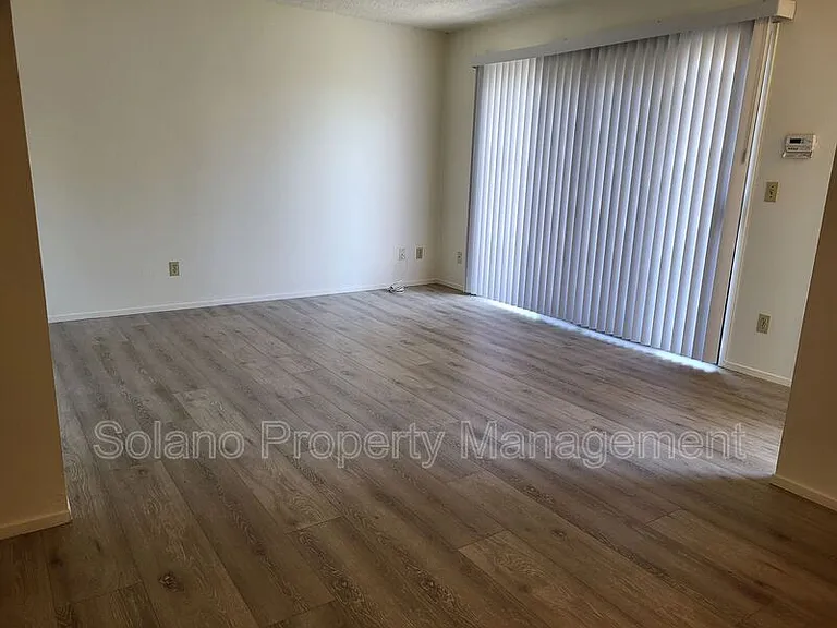 818 E Tabor Ave #8 — Photo 5