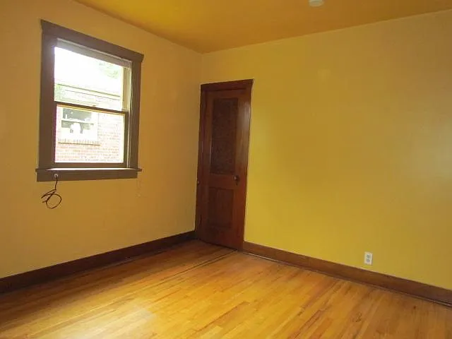 3428 N Newton St — Photo 8