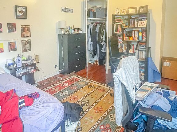 5th image of 20 Crooke Ave #9H