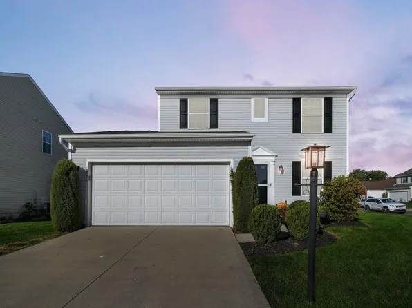 1624 Roscommon Dr, Pataskala, OH 43062