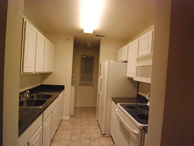 866 Brandon Ave #866 — Photo 17