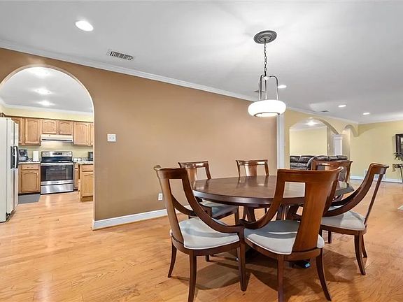 3rd image of 6300 Cottage Hill Rd